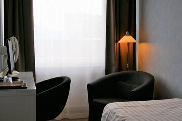Фото номера Одноместный номер с общей ванной комнатой Хостелы Linnanpiha Bed &amp; Breakfast г. Раума 16