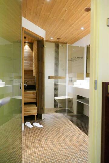 Фото номера Люкс Отель Hotel Kalliohovi г. Раума 5